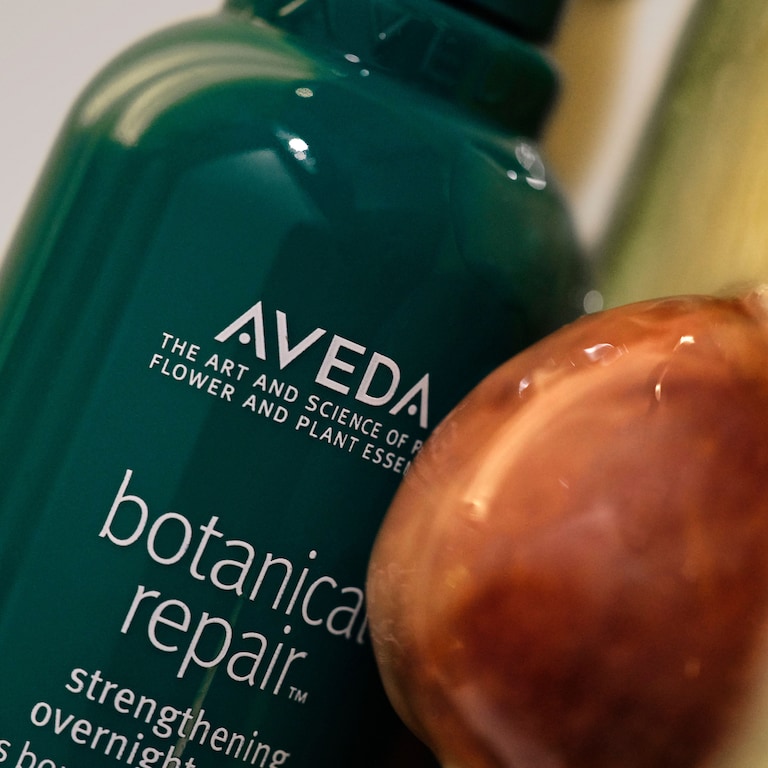 botanical repair&trade; strengthening overnight serum