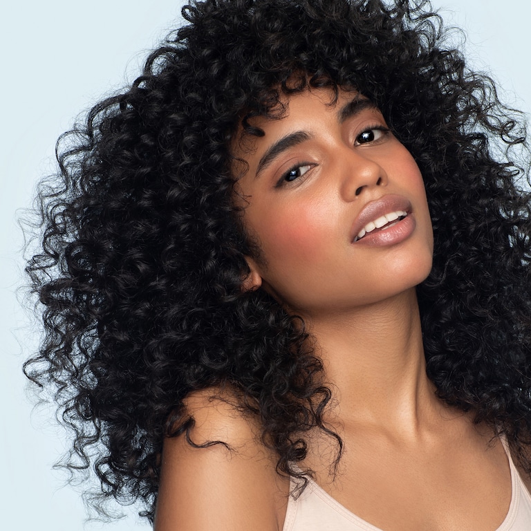 be curly&trade; intensificateur de boucles, Model