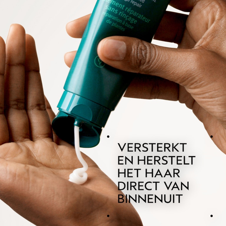 botanical repair™ strengthening leave-in treatment