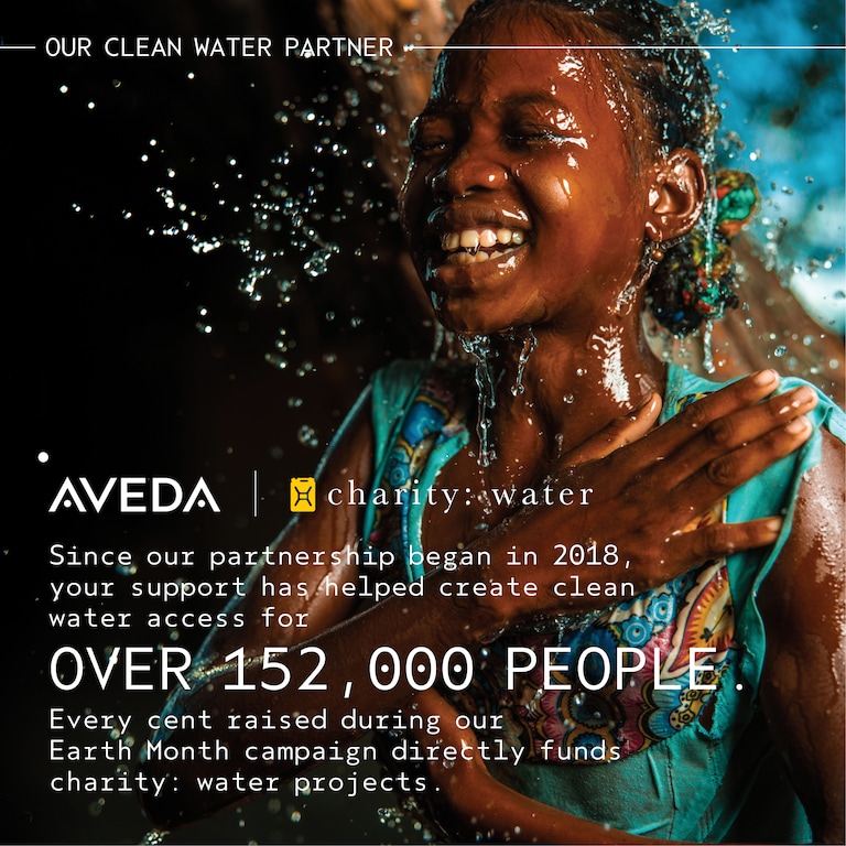 Limited-Edition Light The Way™ Vegan Soy Wax Candle with Rosemary Mint Aroma, 125.0 g, Alt