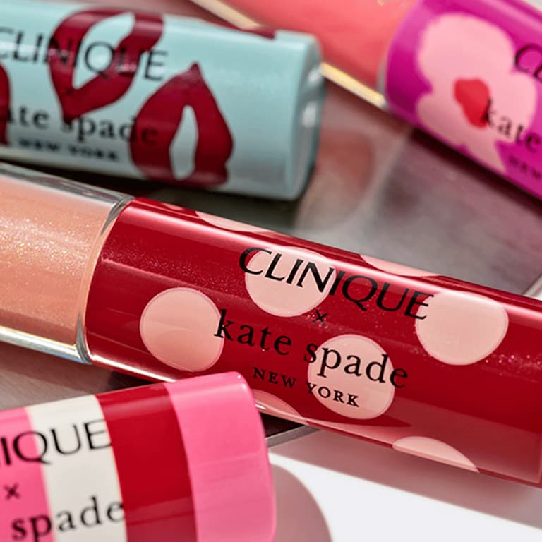 Clinique Pop Plush&trade; Clinique x Kate Spade New York Brillo de Labios Cremoso