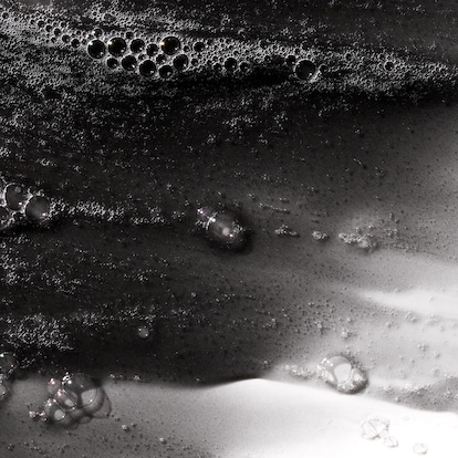 Clinique For Men™ Nettoyant Désincrustant au Charbon