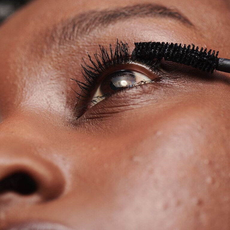 High Impact&trade; Zero Gravity&trade; Mascara