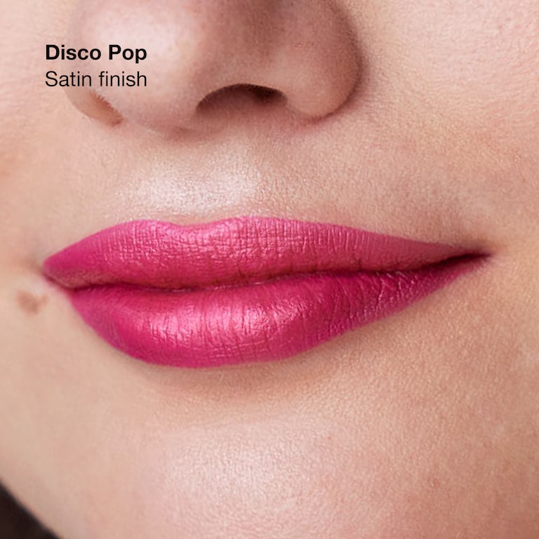 Clinique Pop&trade; Szminka o długotrwałym efekcie, Disco Pop , 3.9g, Model, Light Skin Tone