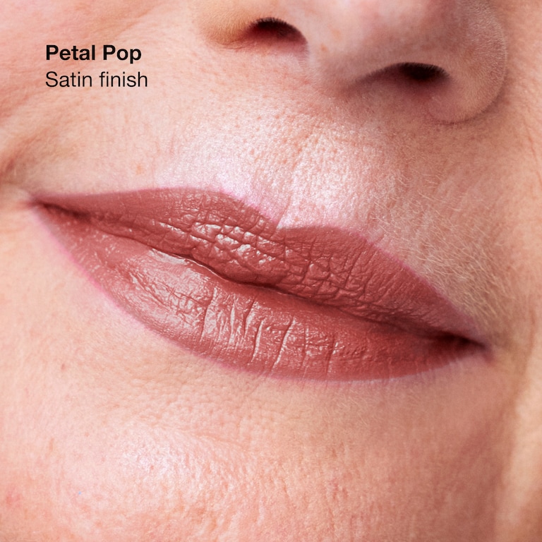 Clinique Pop&trade; Szminka o długotrwałym efekcie, Petal Pop Satin , 3.9g, Model, Light Skin Tone