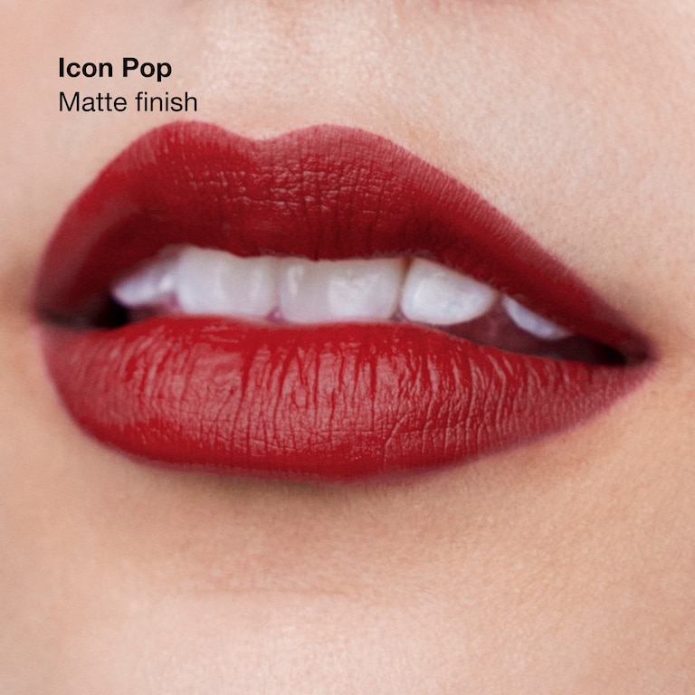 Clinique Pop&trade; Rouge à lèvres longue tenue, Icon Pop, 3.9g, Model, Light Skin Tone