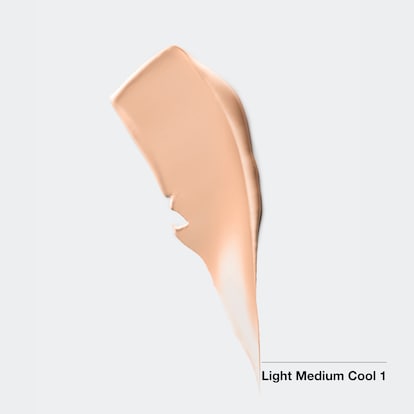 Even Better Clinical™ Vitamin Makeup SPF 50, 30.0 ml, Light Medium Cool 1, Smoosh