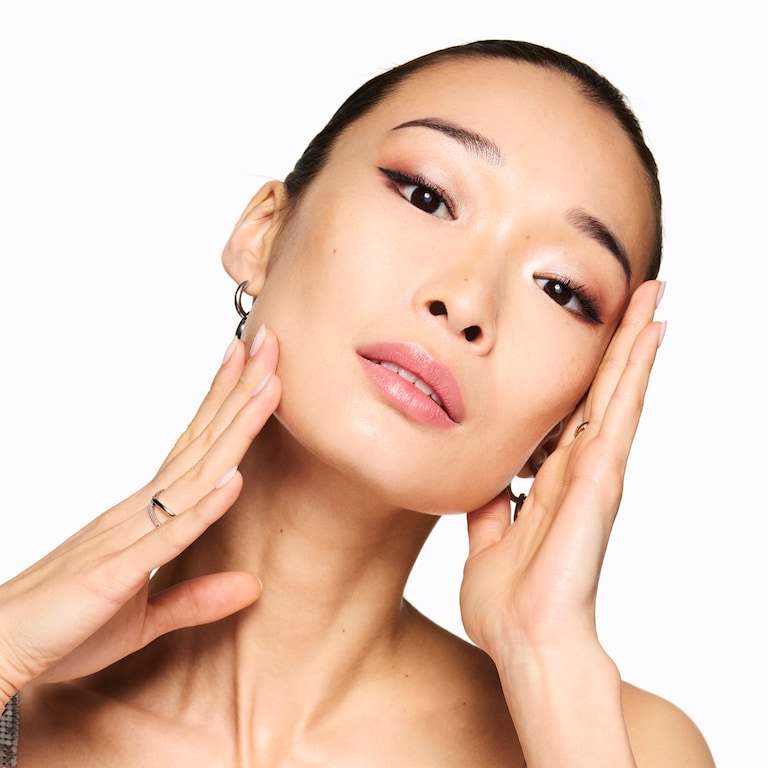 Cult Classic Lip Duo: Almost Lipstick Honey Set, Model, medium