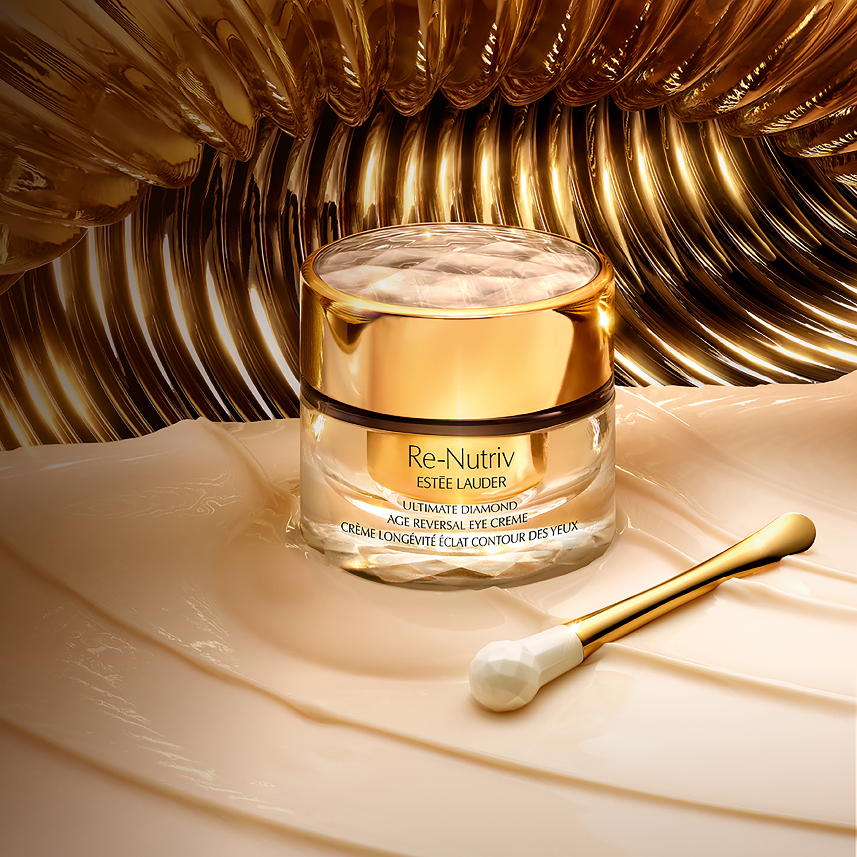 Re-Nutriv Ultimate Diamond Age Reversal Eye Creme | Estée Lauder