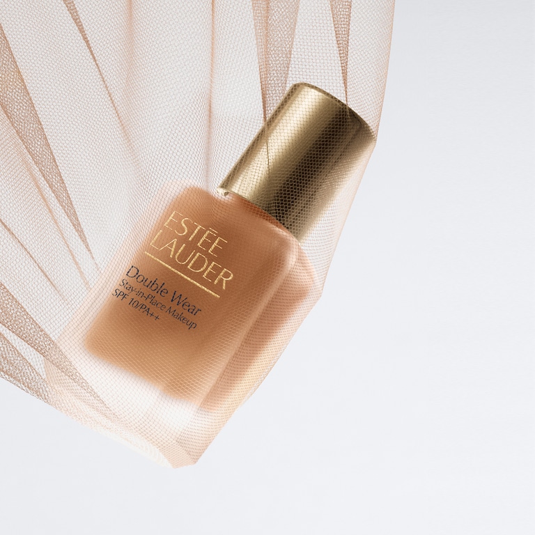 Double Wear Stay-in-Place Longwear Matte Foundation SPF 10