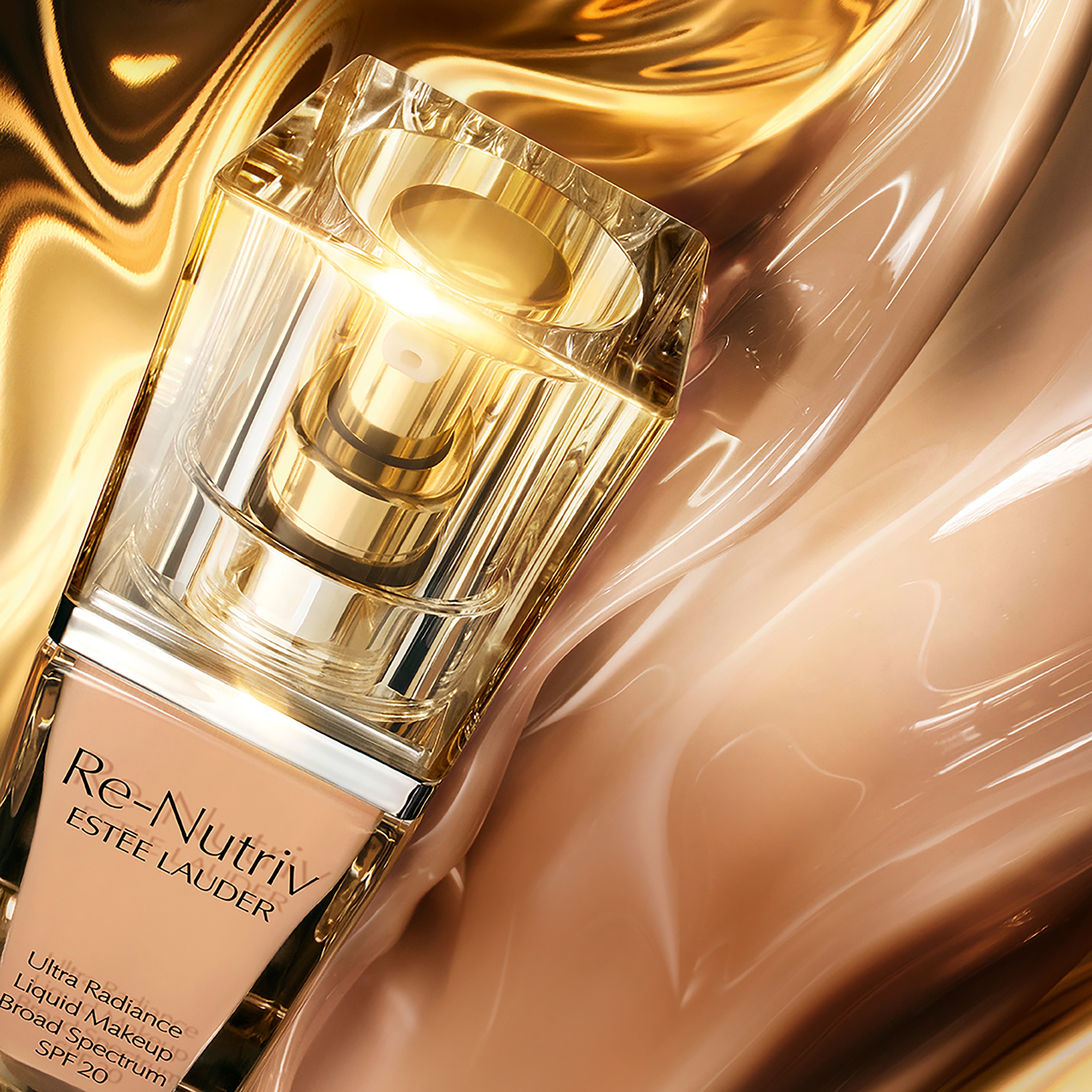 Re-Nutriv Ultra Radiance Liquid Makeup/Foundation SPF 20 | Estée