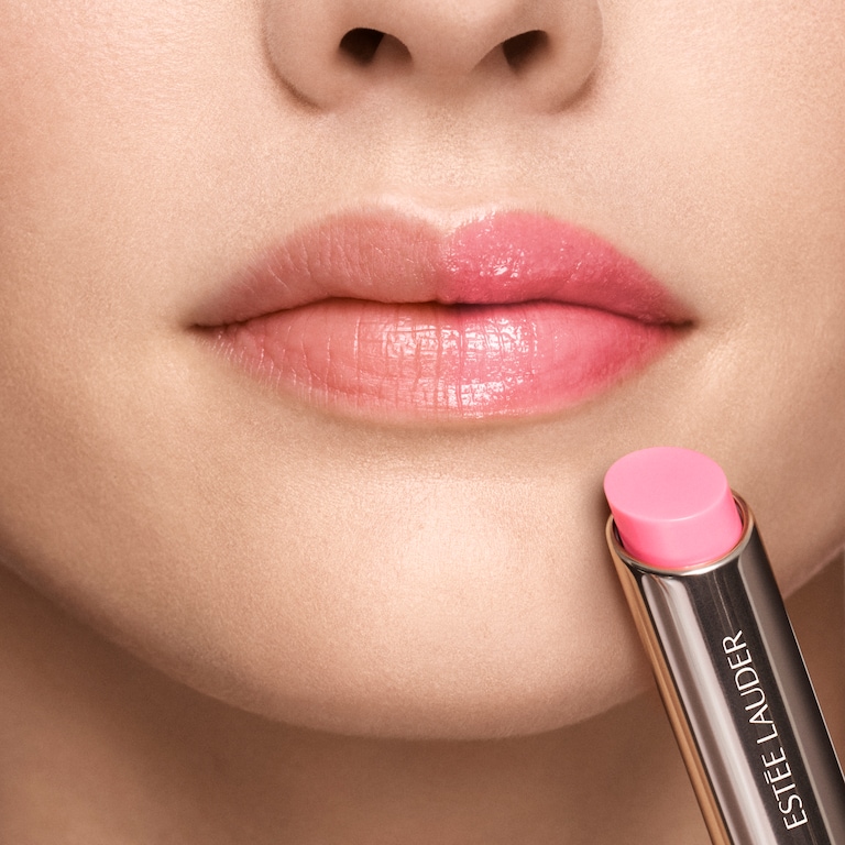 Set de regalo de maquillaje con colorete y bálsamo Rosy Reception Futurist, Model, light