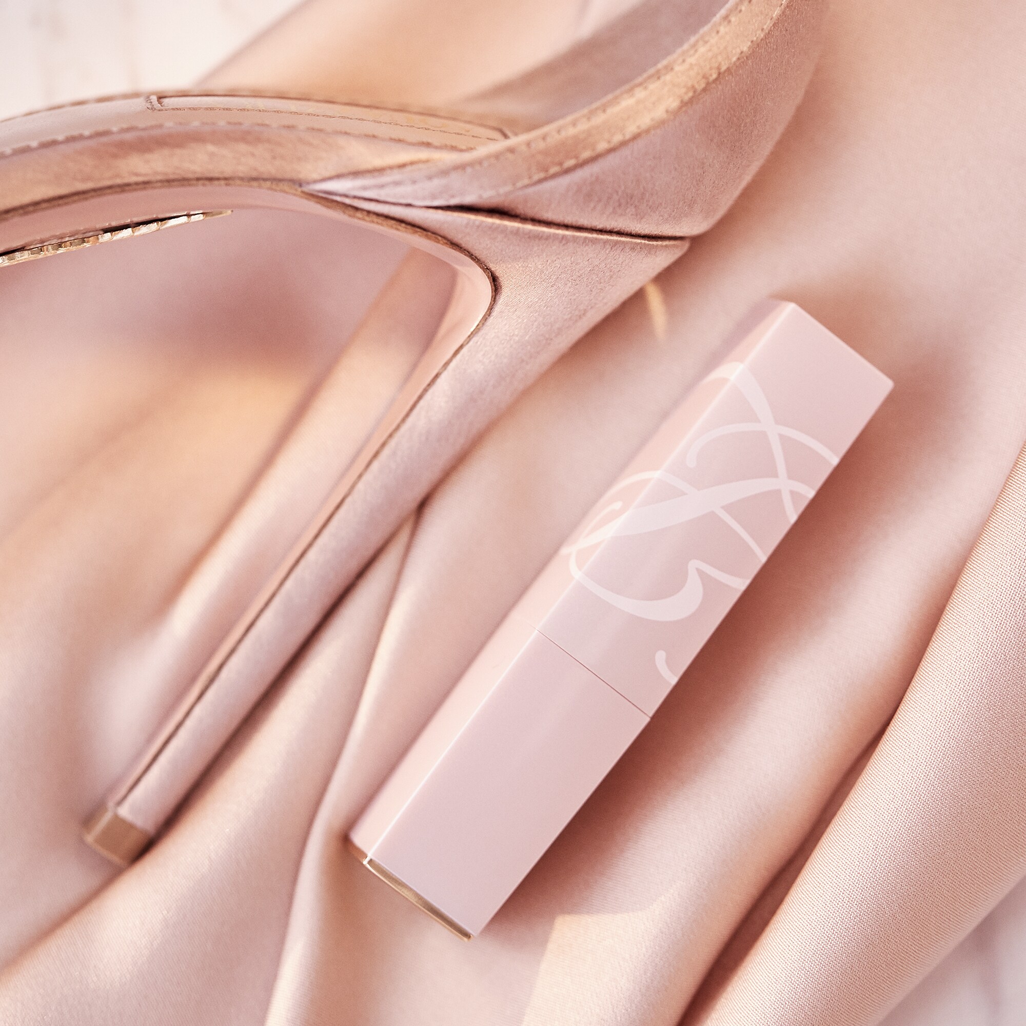 Pure Color Envy Lip Volumizer | Estée Lauder