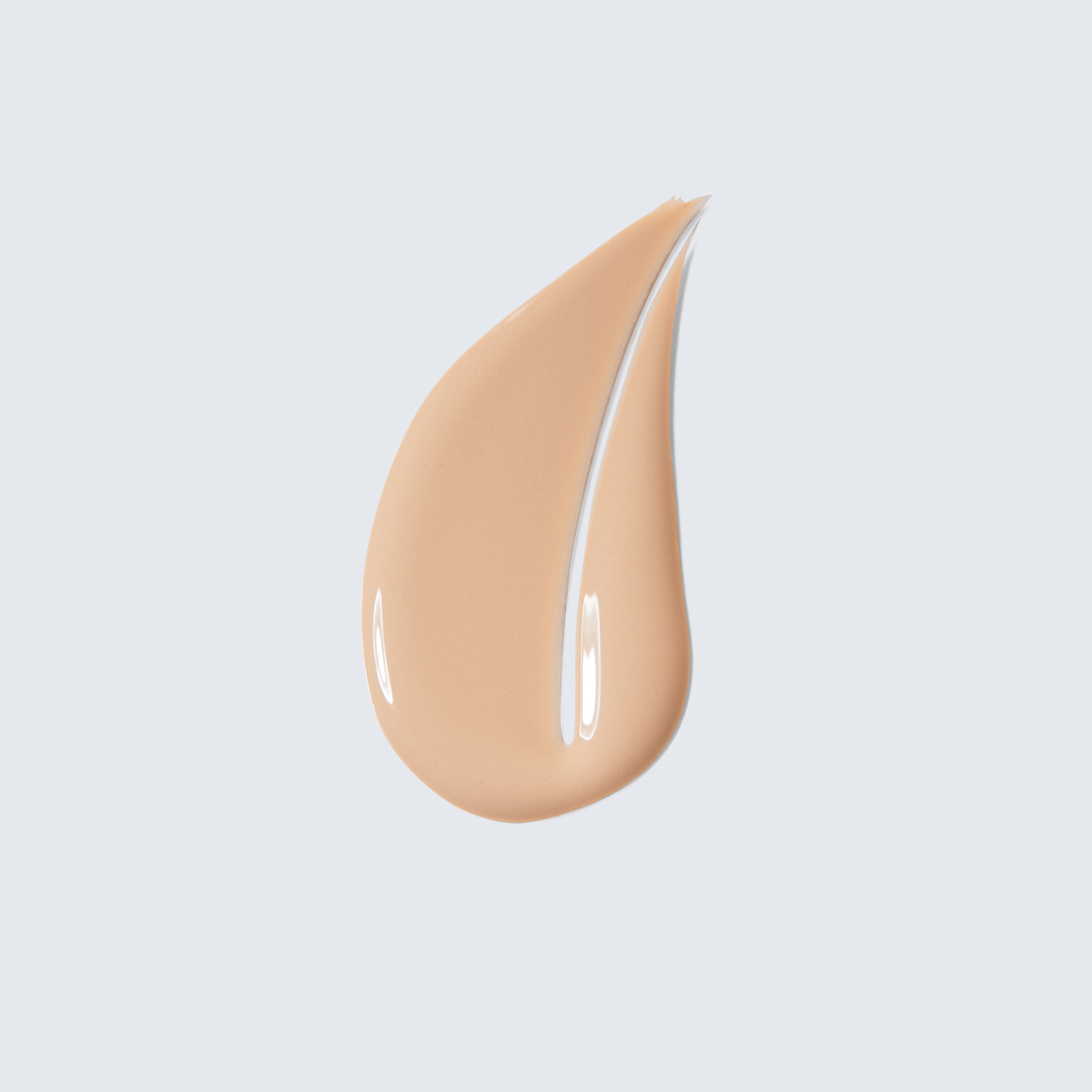 Re-Nutriv Ultra Radiance Liquid Makeup/Foundation SPF 20 | Estée