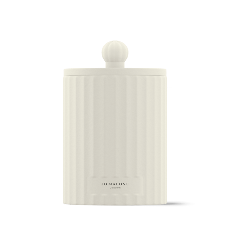 Wild Berry & Bramble Townhouse Candle, 300.0 g, Product Shot