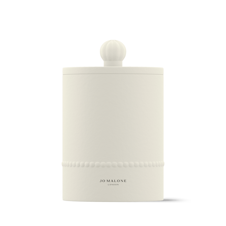 Lilac Lavender & Lovage Townhouse Candle, 300.0 g, Product Shot