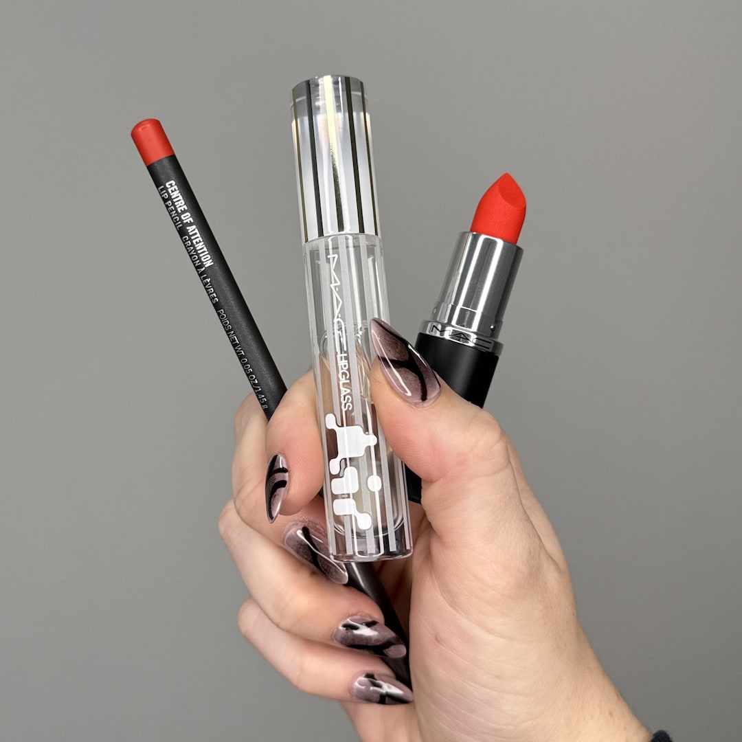 Oceas's Woman On A Mission Red Lip Kit
