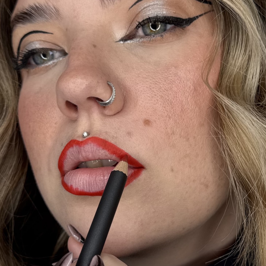Oceas's Woman On A Mission Red Lip Kit