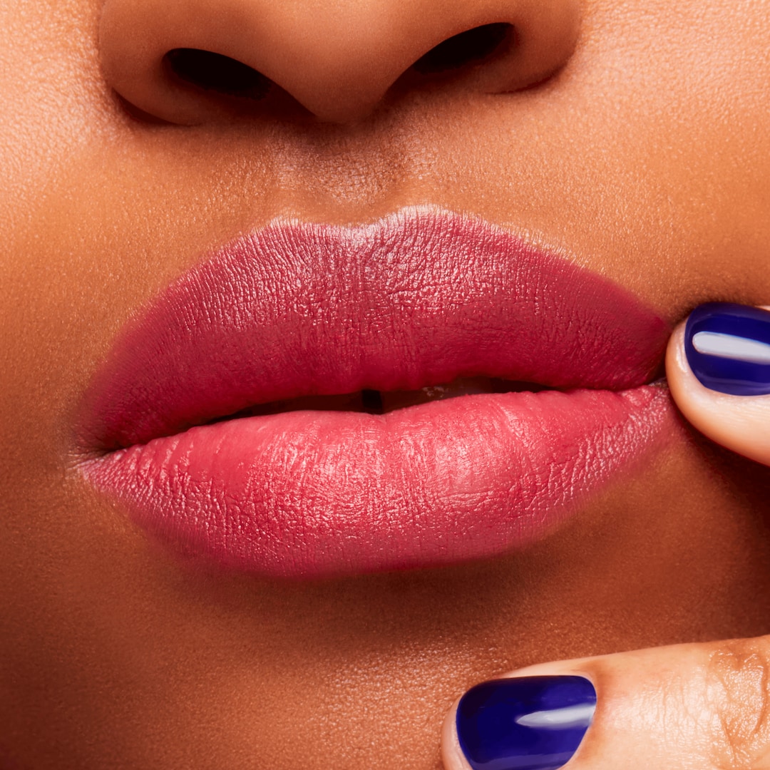 Batom Matte Hidratante Powder Kiss Velvet Blur Slim Stick, Wild Sumac, 2g