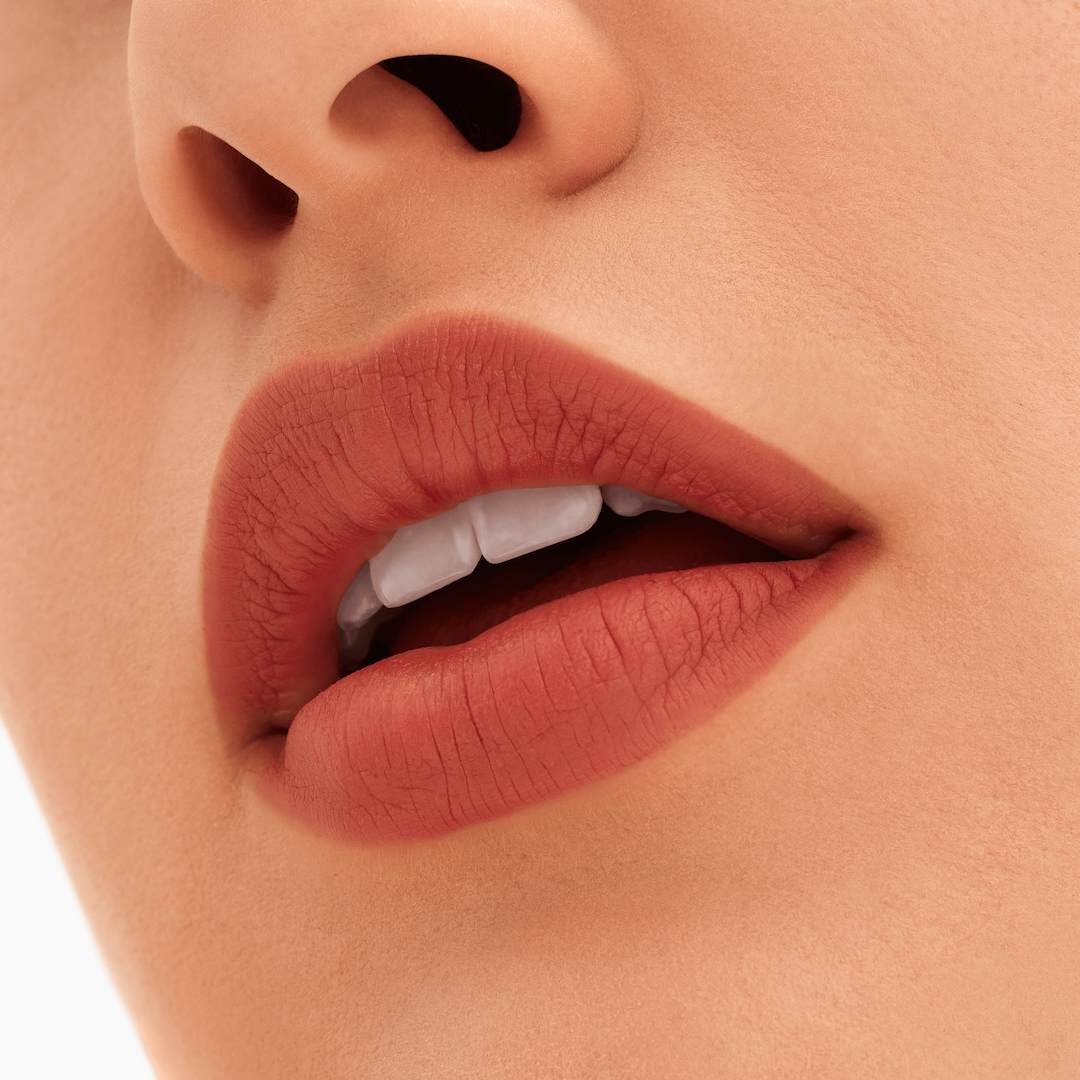 Batom Matte Longa Duração Locked Kiss
