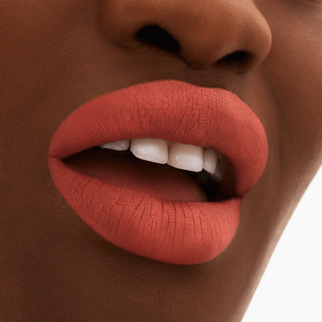 Batom Matte Longa Duração Locked Kiss