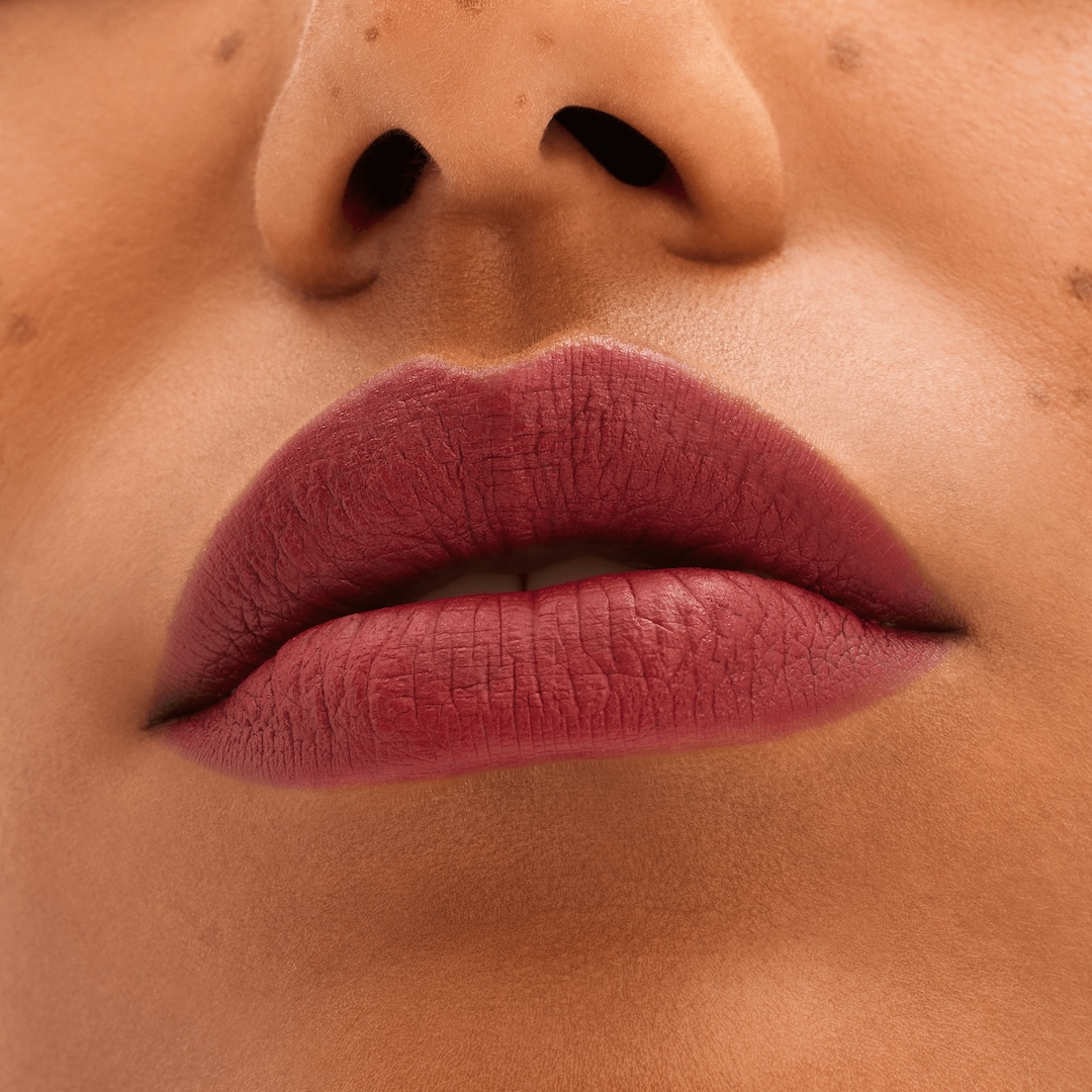 Batom Matte Longa Duração Locked Kiss