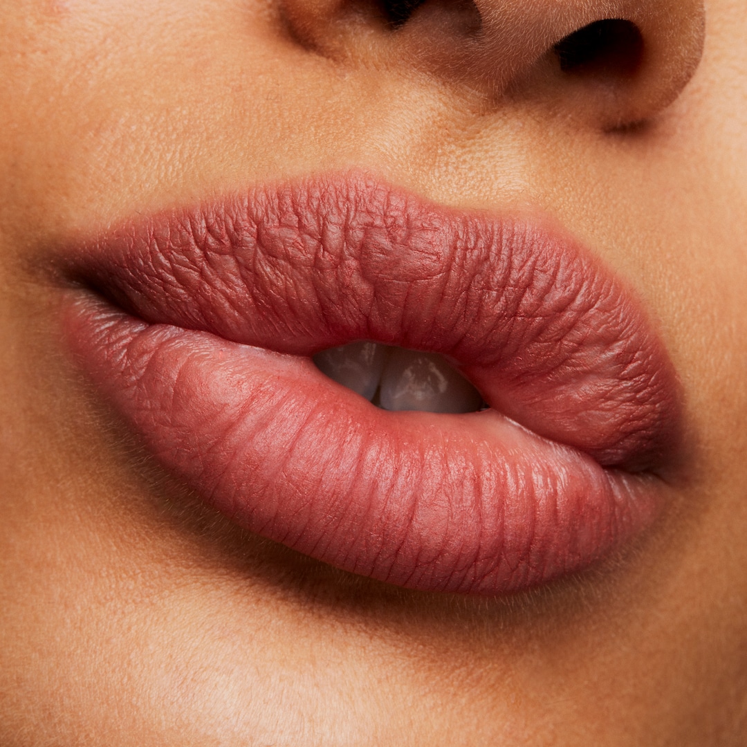 Batom Matte Hidratante Powder Kiss