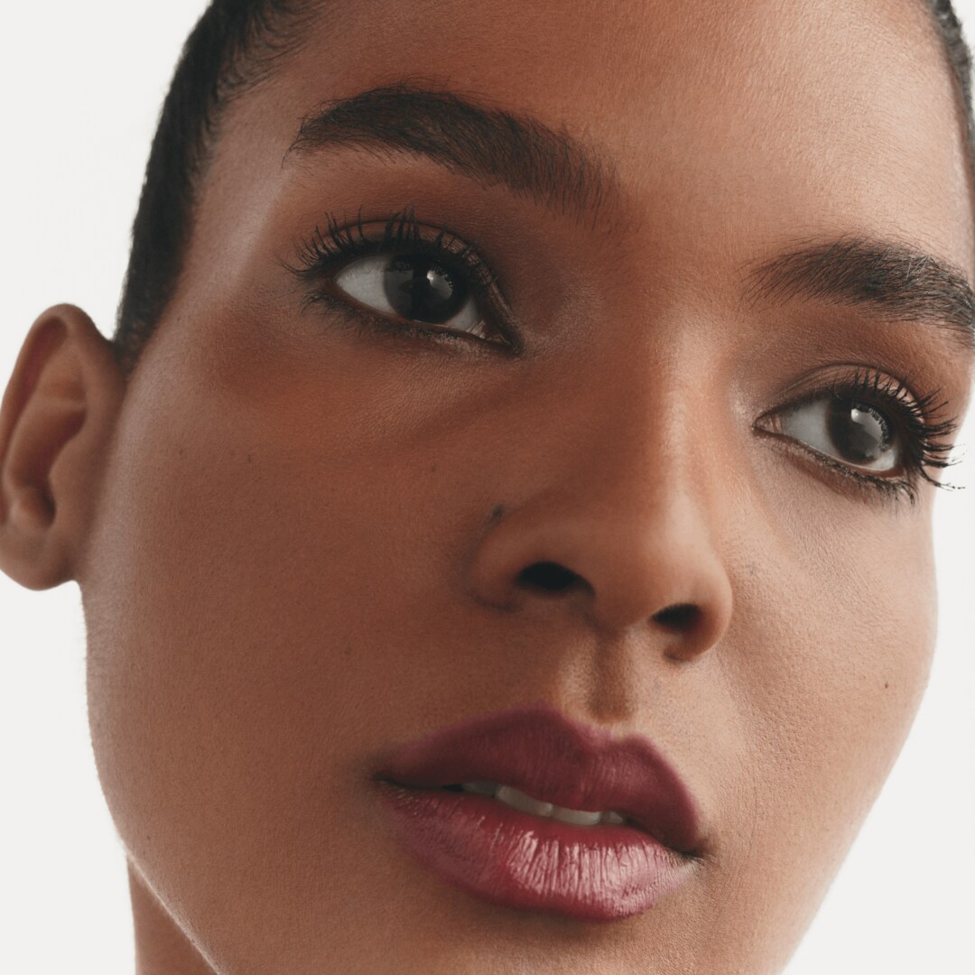 Base Líquida Soft Matte Studio Fix FPS15, NW43, 30ml