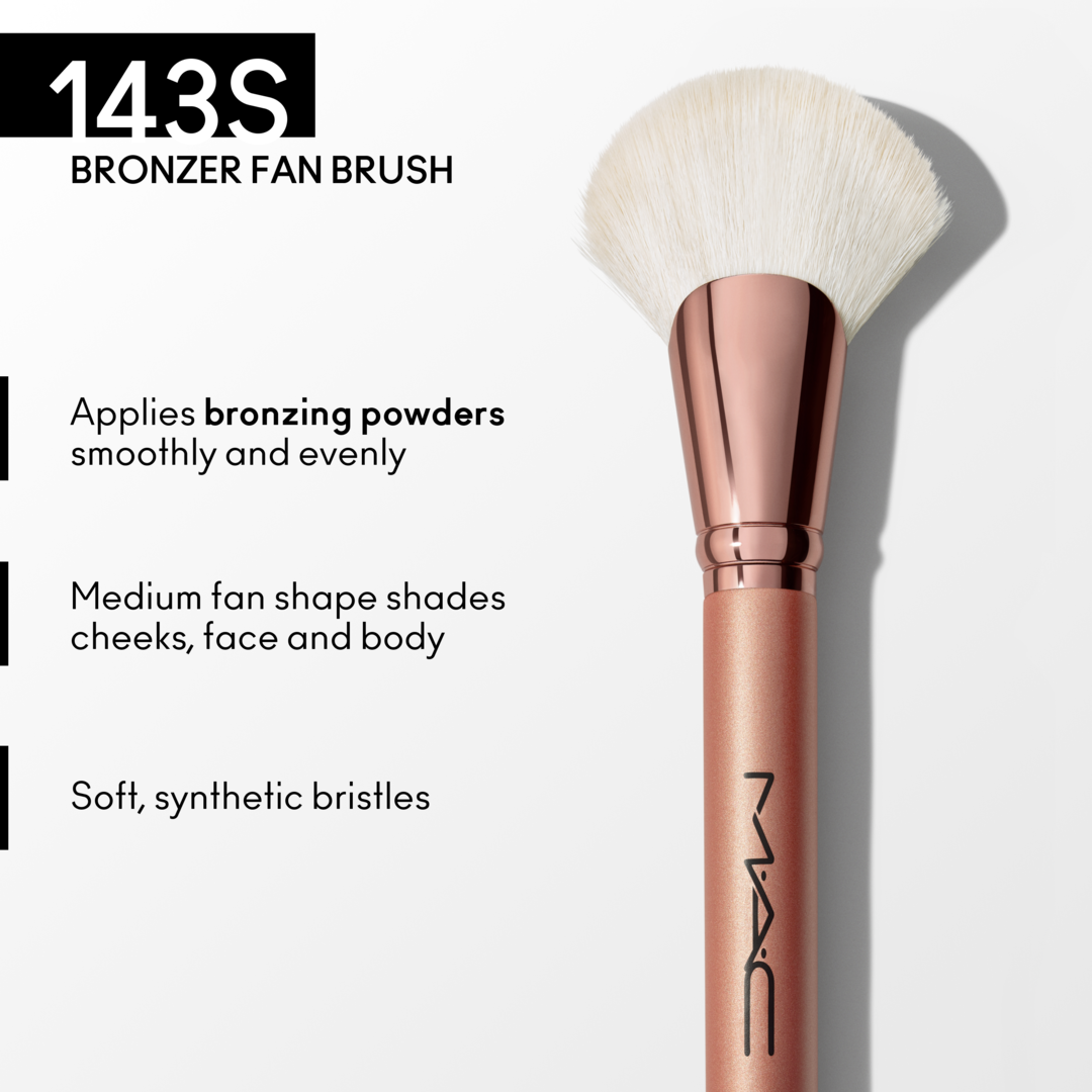 143S Bronzer Fan Brush  MAC Cosmetics Canada - Official Site