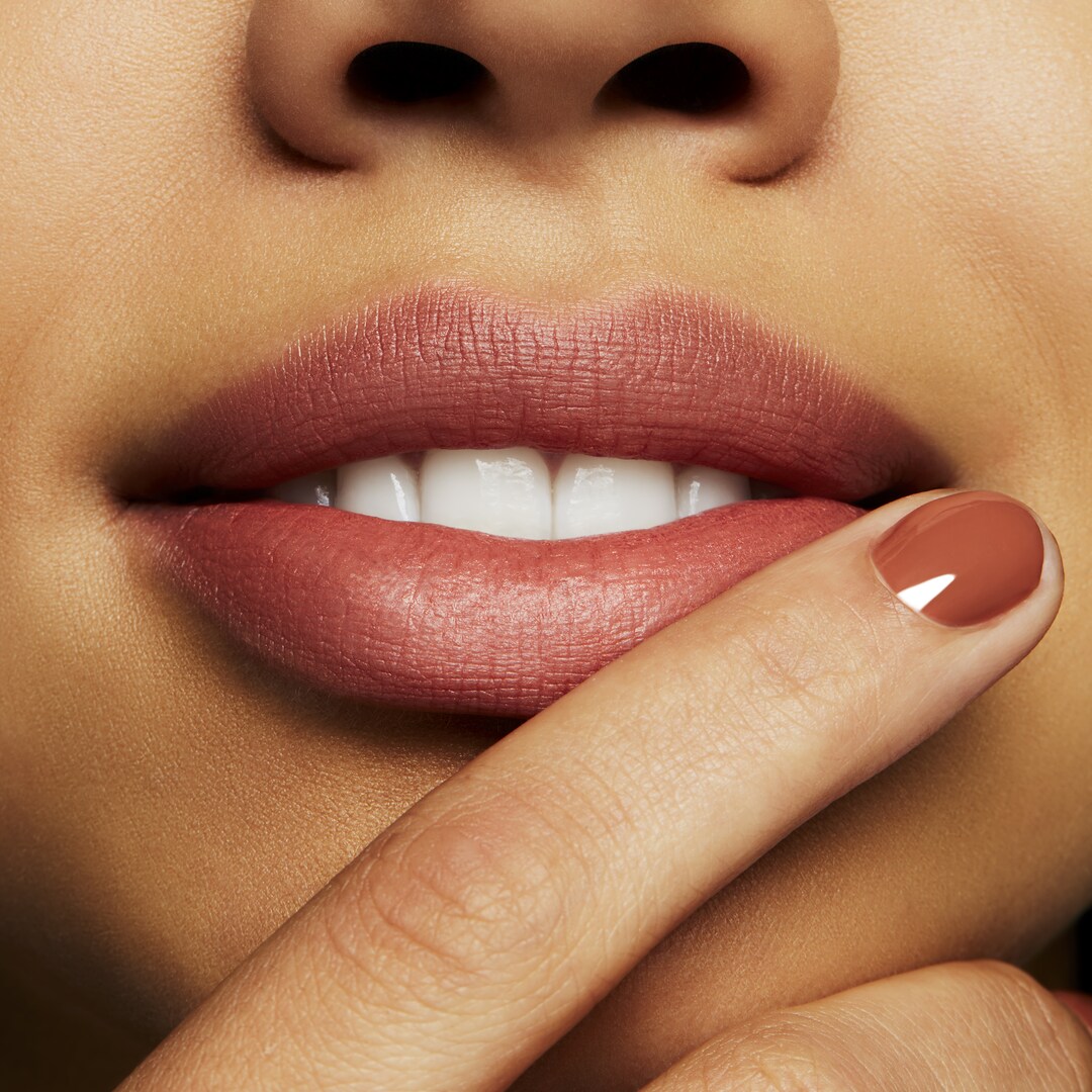 Powder Kiss Lipstick
