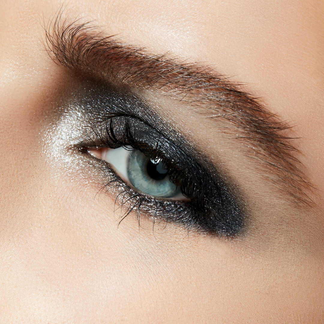 Dazzleshadow Extreme (Pro Palette Refill Pan), Illuminaughty, 1.5 g / .05 oz.