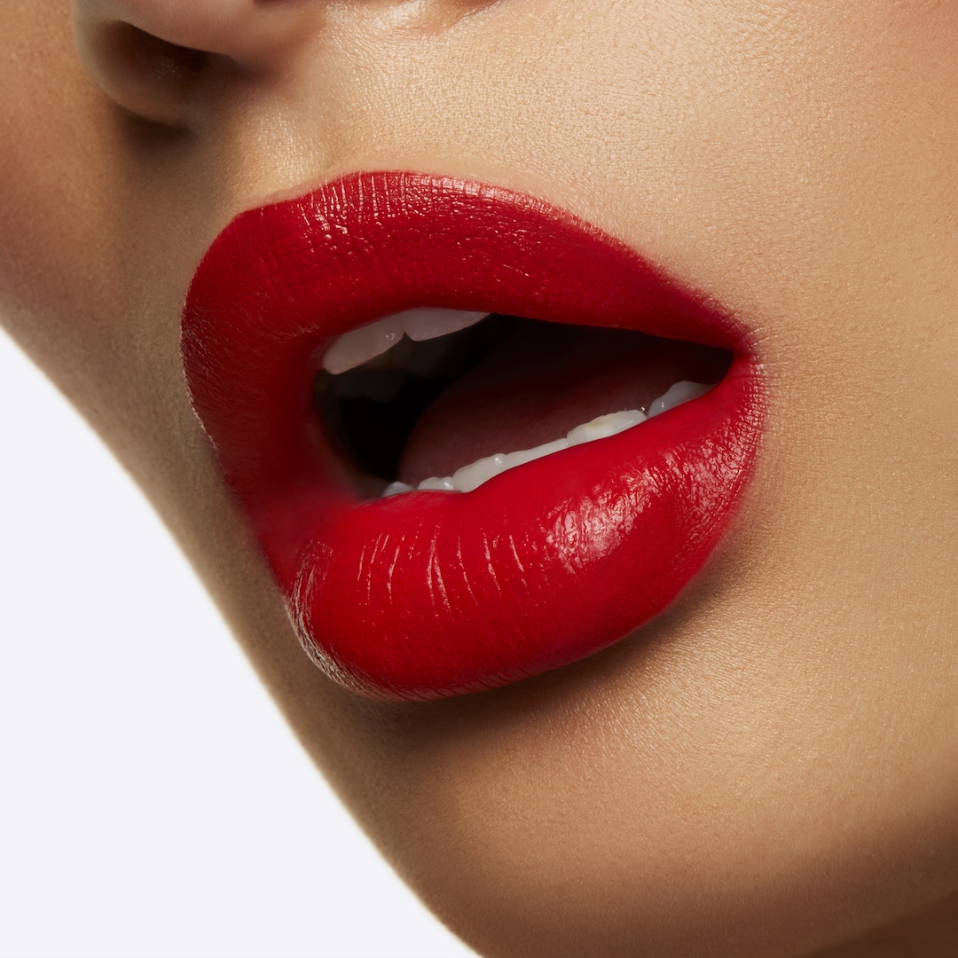 Love Me Liquid Lipcolour, Yeah, I'm Fancy, 3 ml / 0.10 US fl oz