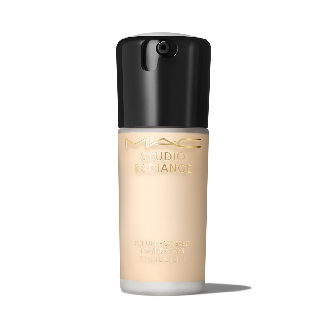 MAC Cosmetics - Studio Radiance Serum-Powered™ Foundation - NC7