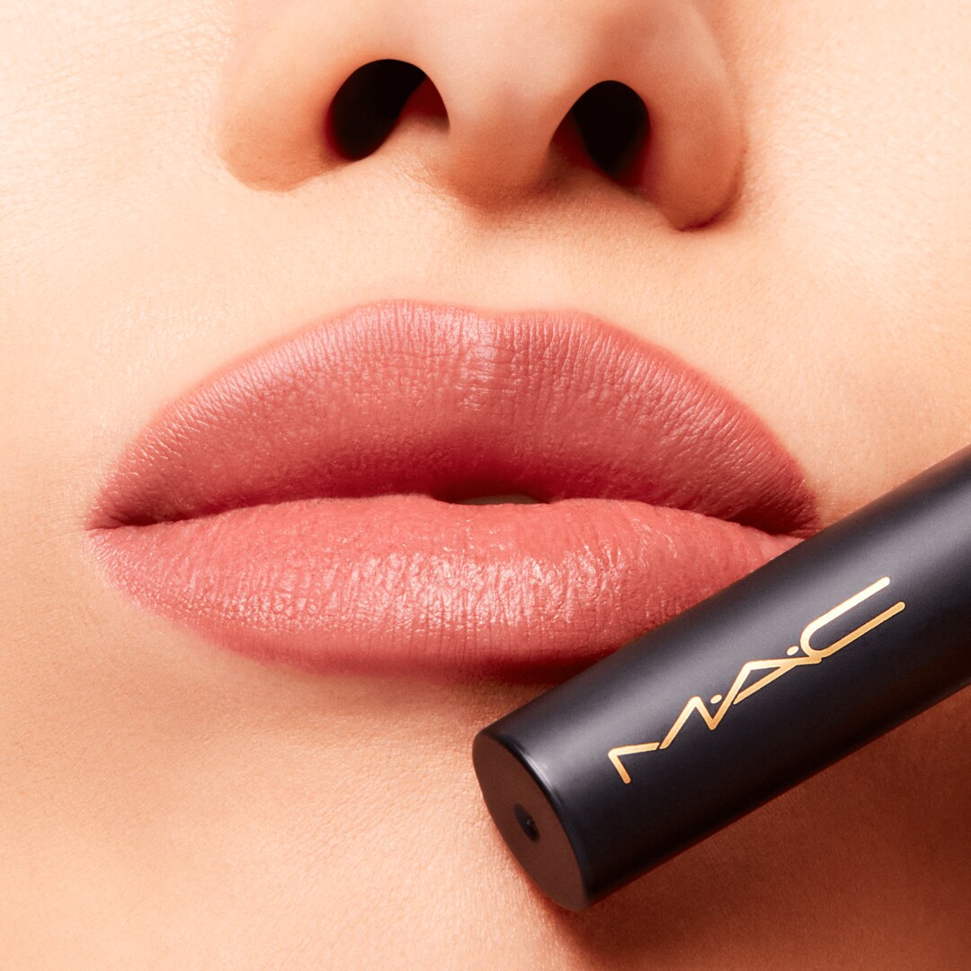 Labial Powder Kiss Velvet Blur Slim Stick, over the taupe, 2g