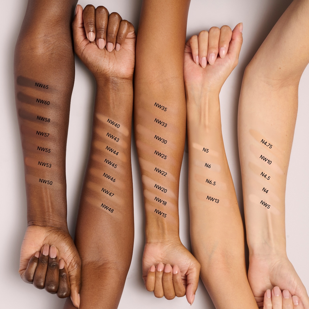 NUEVA Studio Fix Powder Plus Foundation, N 4