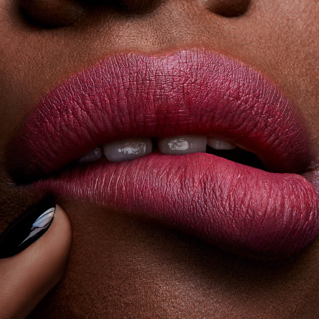 Labial Powder Kiss, Fall In Love