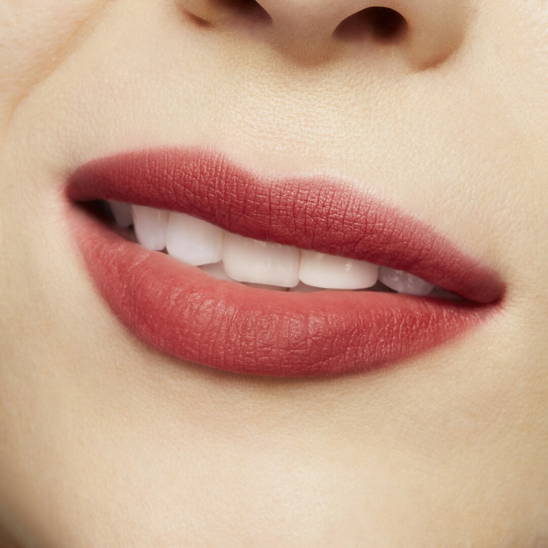 Labial Powder Kiss, Dubonnet Buzz, 3g