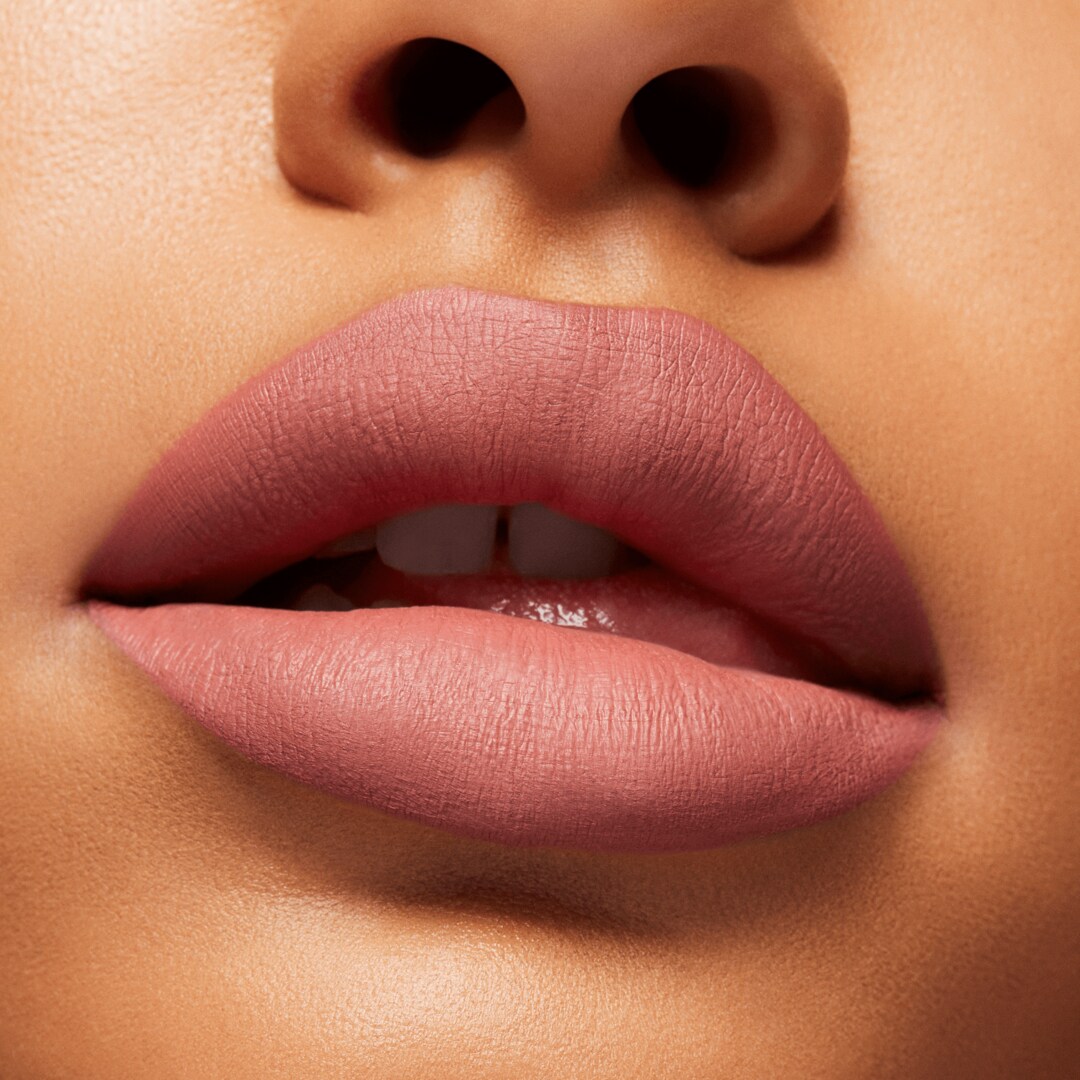 Labial Líquido -M·A·C Locked Kiss Ink 24HR Lipcolour, mischief, 4ml