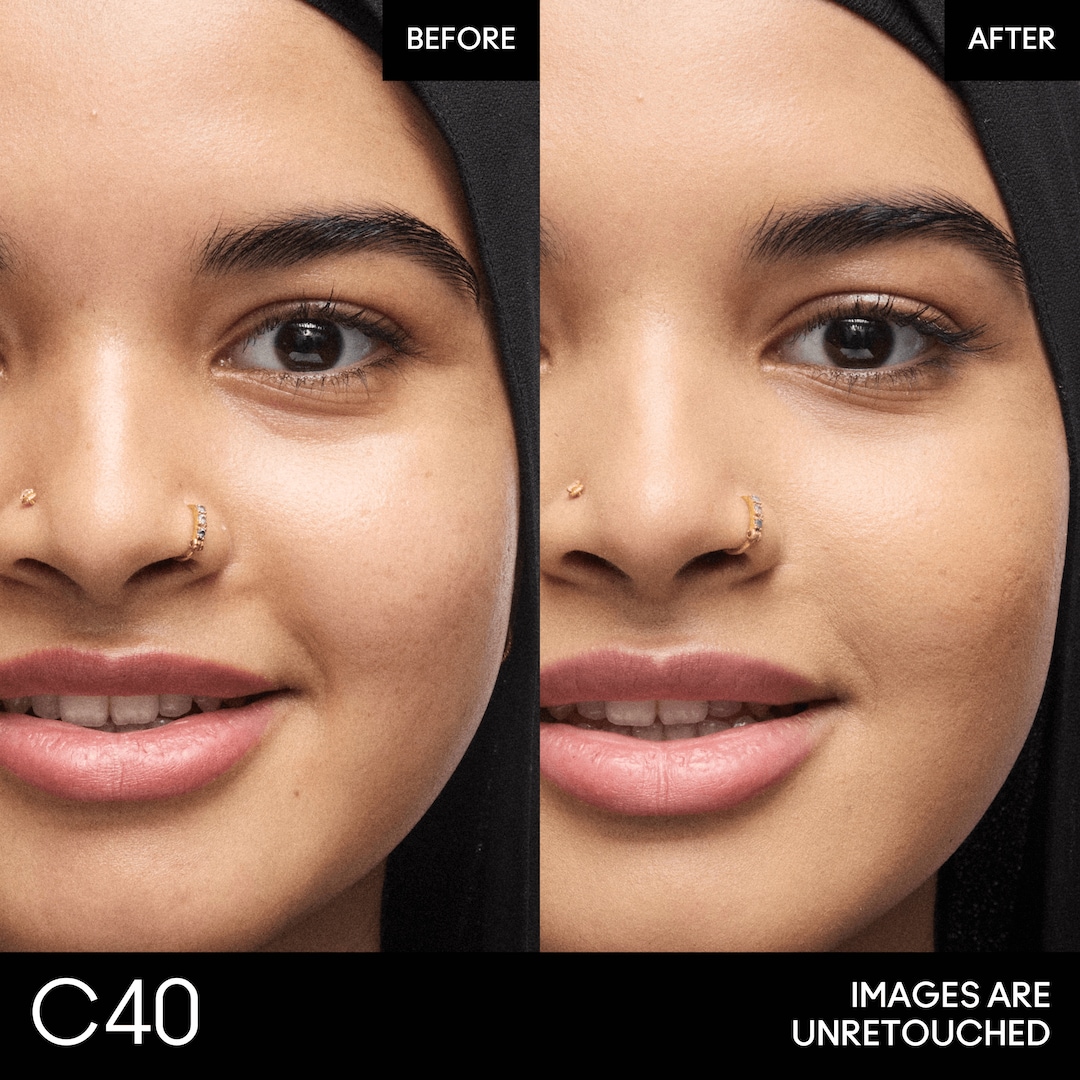 Studio Fix Fluid SPF 15 24HR Matte Foundation + Oil Control 