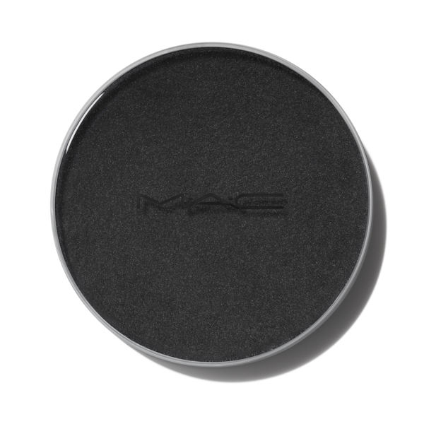 Mac Cosmetics - Chromacake - Black Black