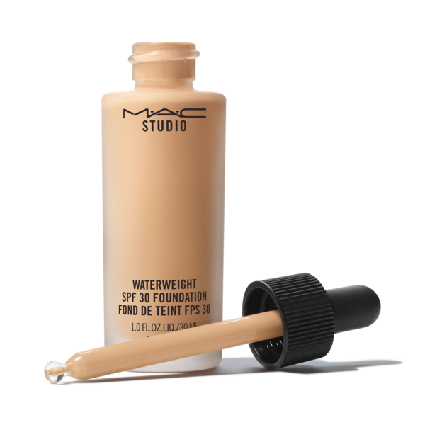 Mac Cosmetics - Studio Waterweight SPF 30 Foundation - NC35