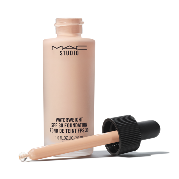 Mac Cosmetics - Studio Waterweight SPF 30 Foundation - NW20