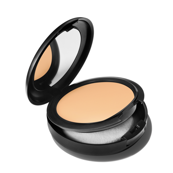 MAC Cosmetics Studio Fix Powder Plus Foundation In C30, Size: 15g