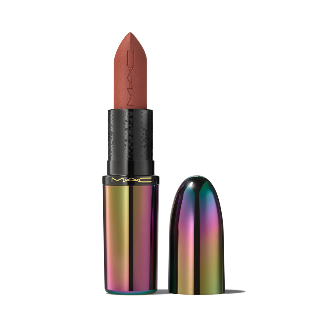 MACximal Silky Matte Lipstick / Luxe Luck