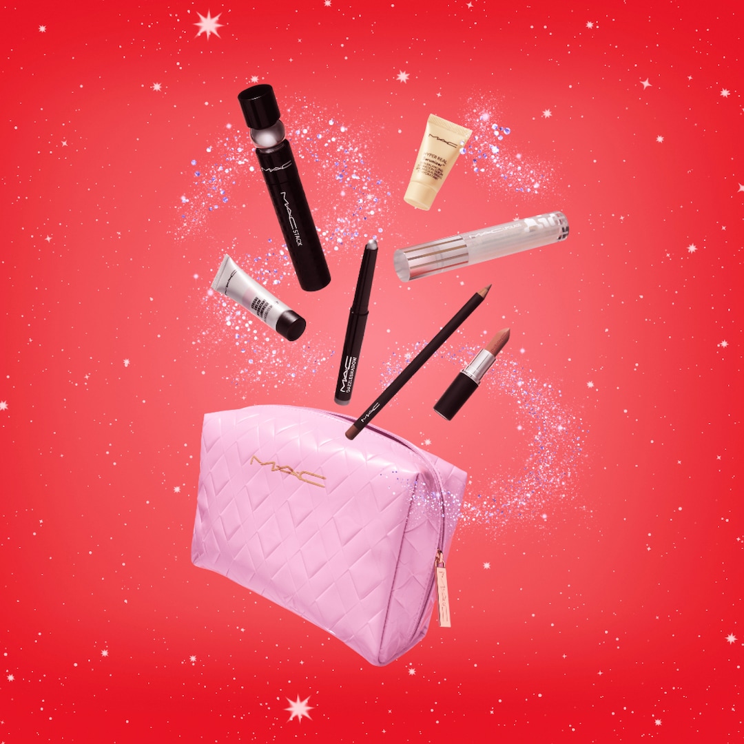 M·A·C Blockbuster Must-Haves Kit (Worth £143)