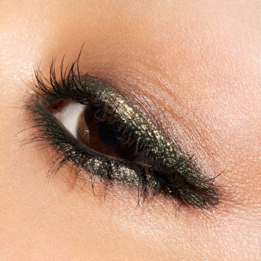 Kaleidochrome Liquid Liner