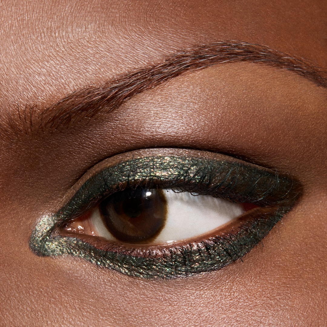 Kaleidochrome Liquid Liner