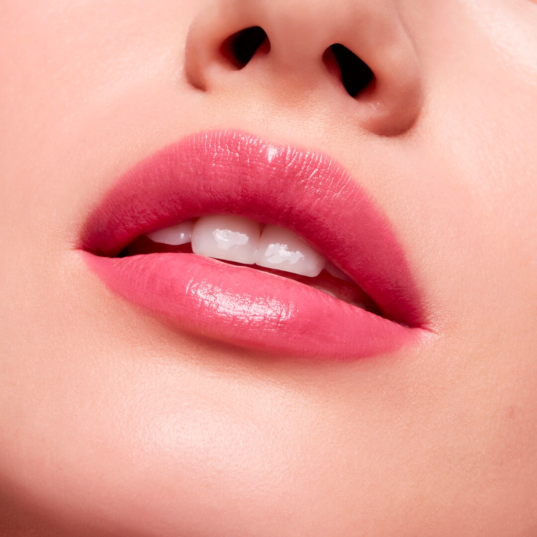 Lustreglass Sheer-Shine Lipstick, No Photos, 3g