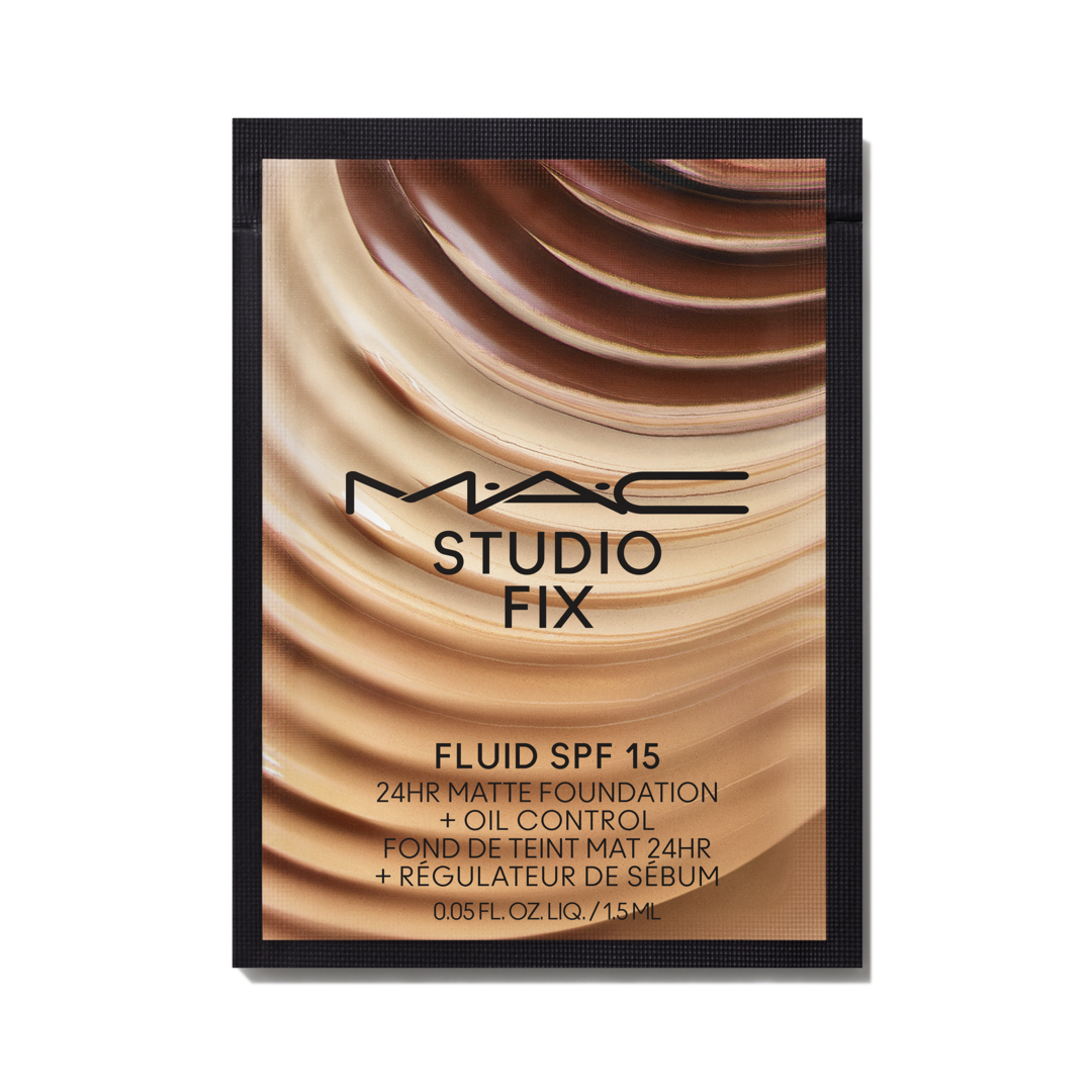 Studio Fix Fluid SPF 15 Packette