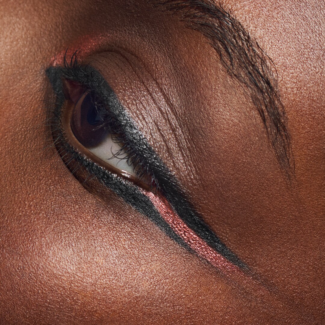 Jumbo Kajal Eye Liner